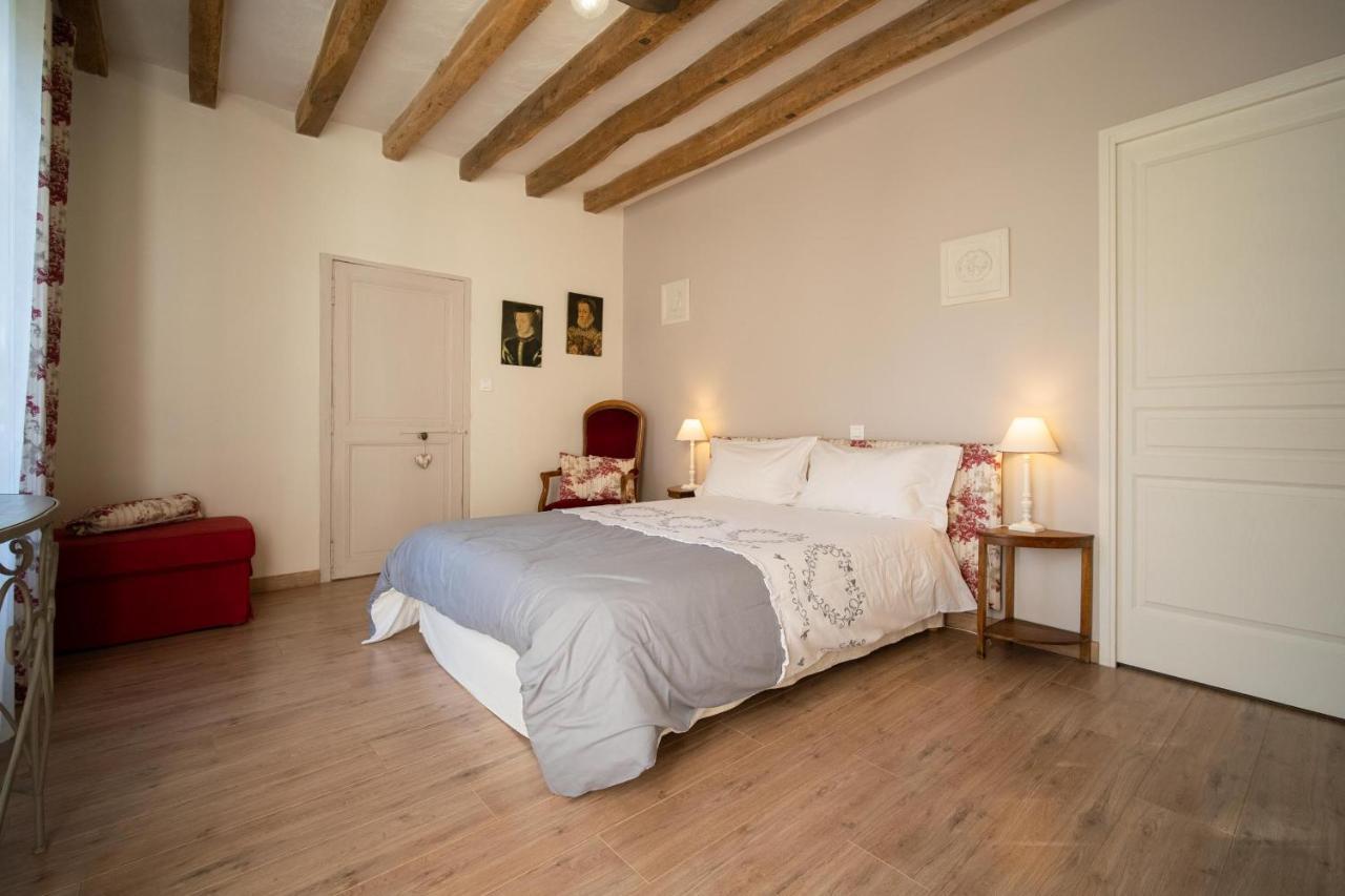 Le Clos De La Rousseliere Francueil Eksteriør billede